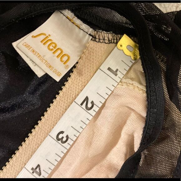 : : VINTAGE 70s / 80s One Piece Swimsuit : : - Picture 7 of 16